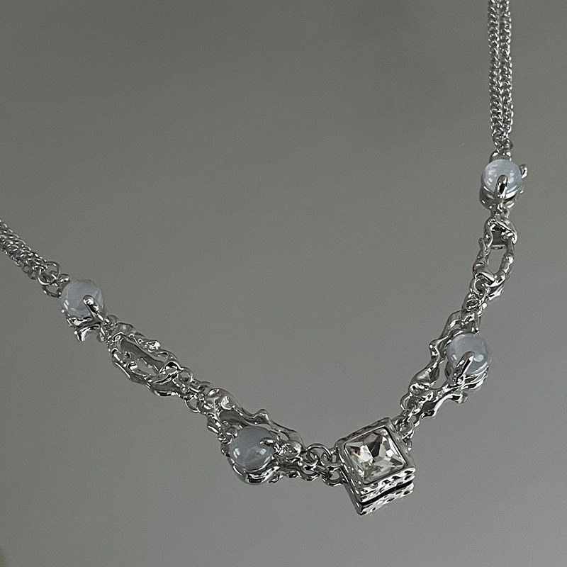 Sweet Cool Personality Square Diamond Pin Necklace