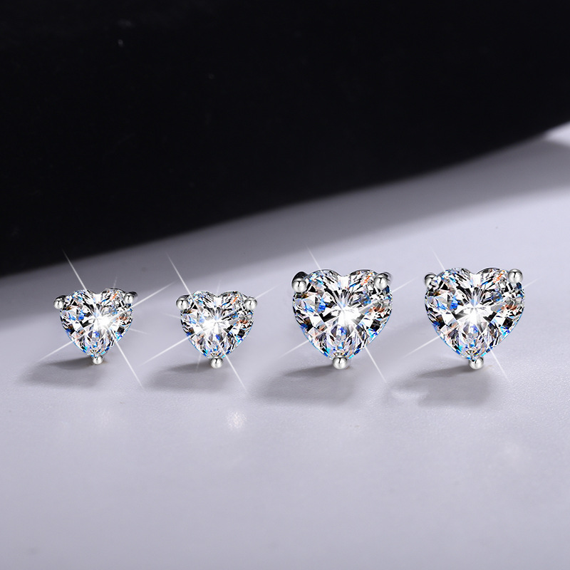 S925 Silver Stud Earrings For Women Heart-shaped Moissanite
