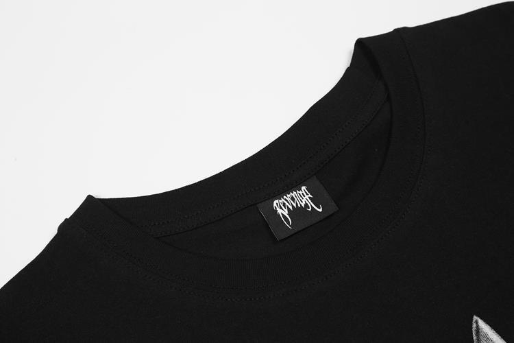 Title 2, Modny, casualowy, ciemny t-shirt High Street. I...