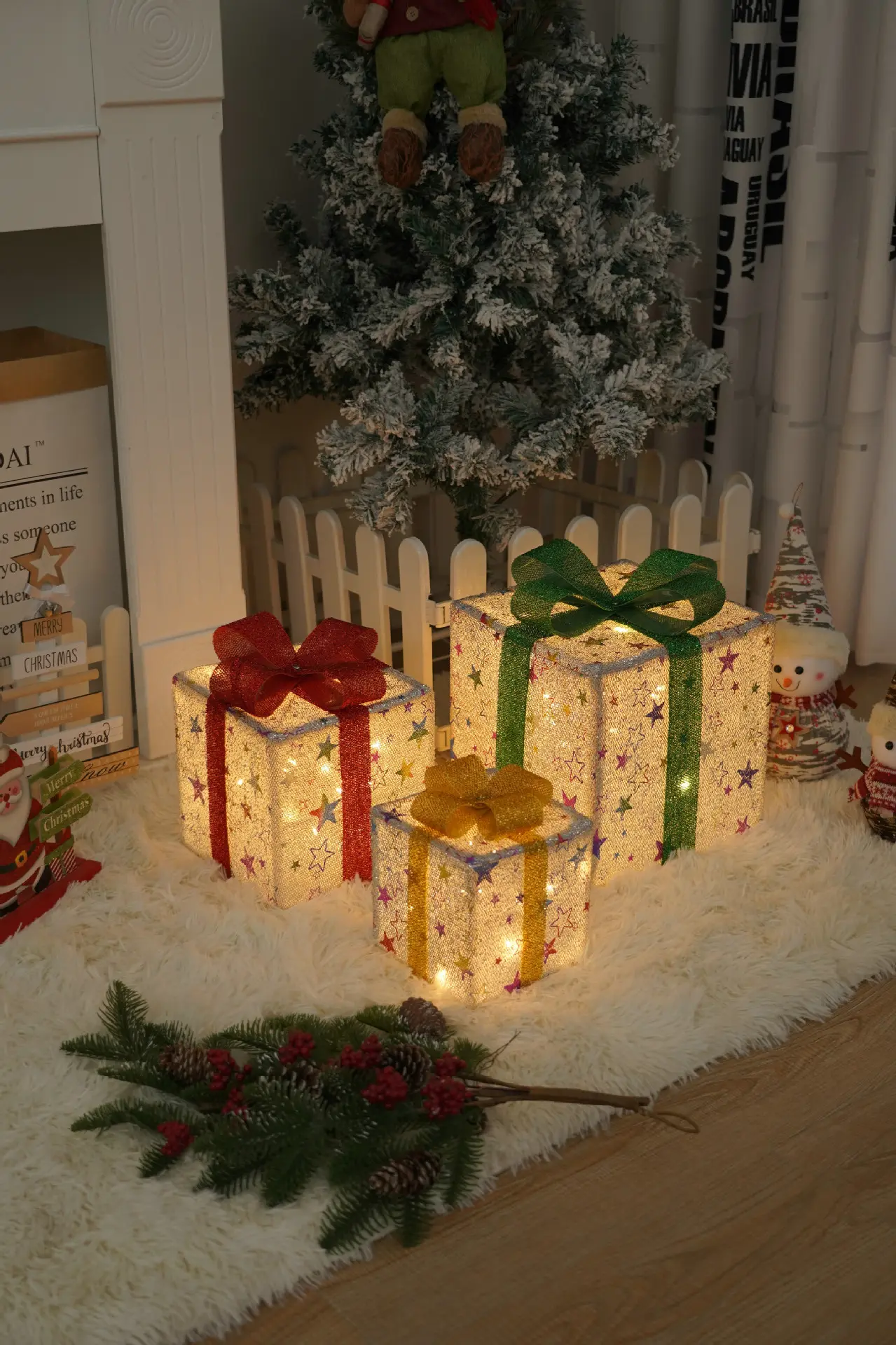 Remote Control Christmas Gift Box Lights Three-piece