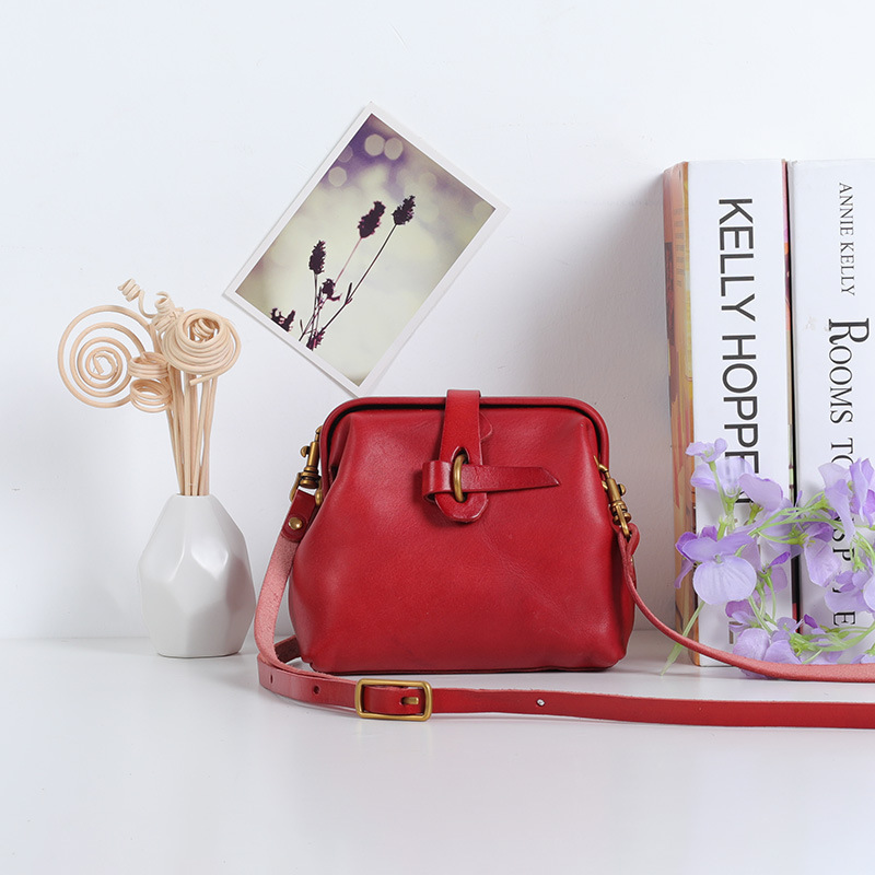 European And American-style Solid-color Vintage Handmade Crossbody Bag