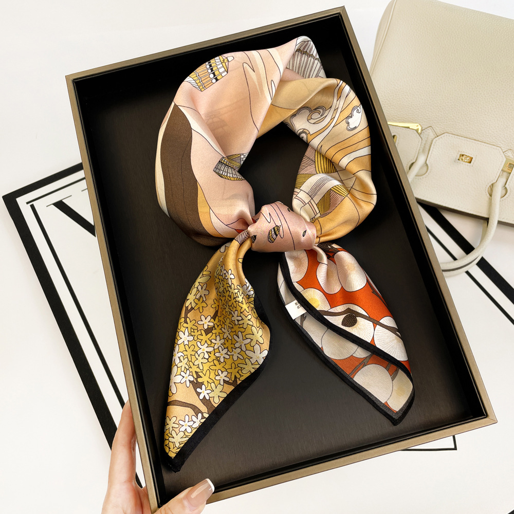 70CM Silk Handkerchief Luxurious - Image 3