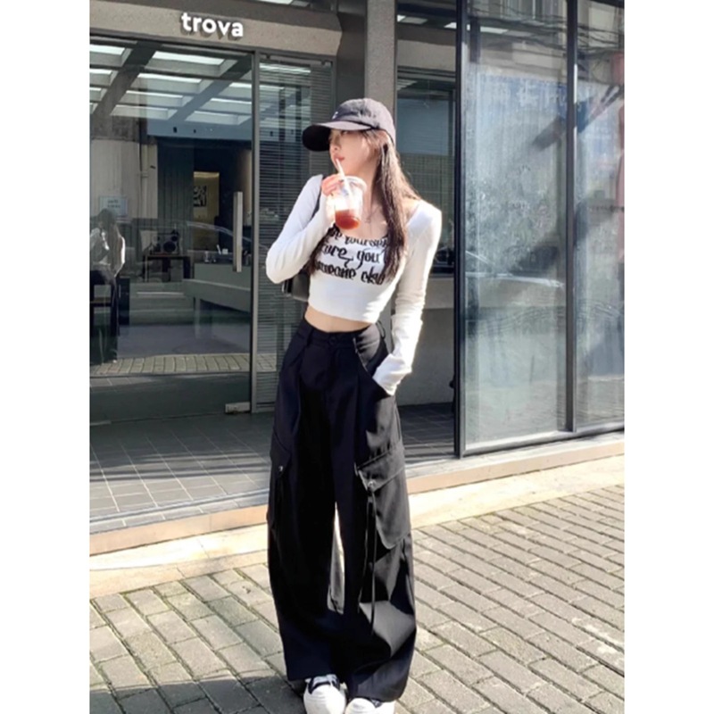 Hot Girl Wear U-neck Low-cut Skinny Short Top