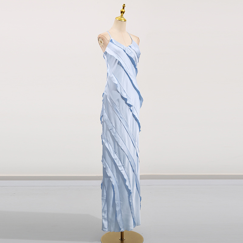 Buy Women's Clothing Online | Buy Trending Dresses for Women