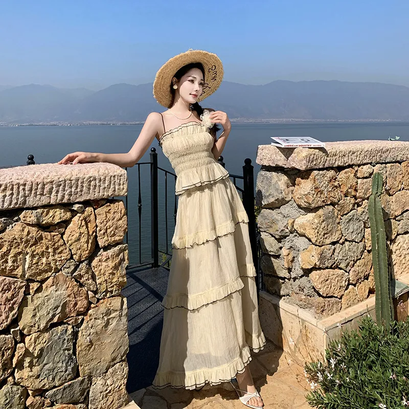 Vacation Style Two-piece Set Dress Camisole Skirt Suit - Apricot