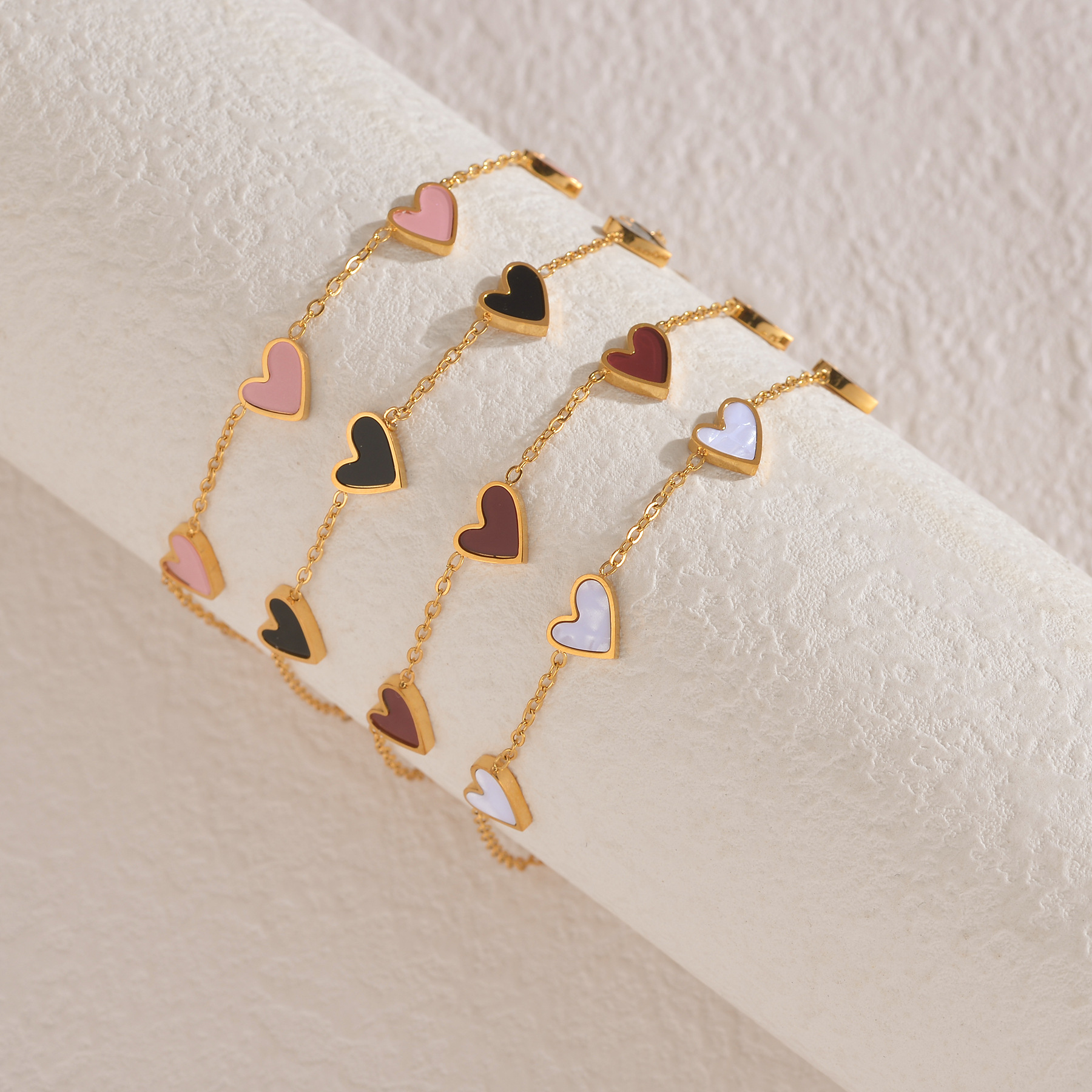 European And American Stainless Steel Dripping Heart Bracelet
