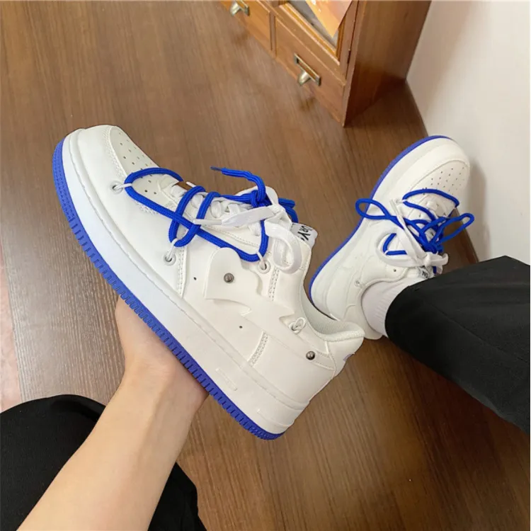 Men's And Women's Casual Low-top Sneakers - Blue