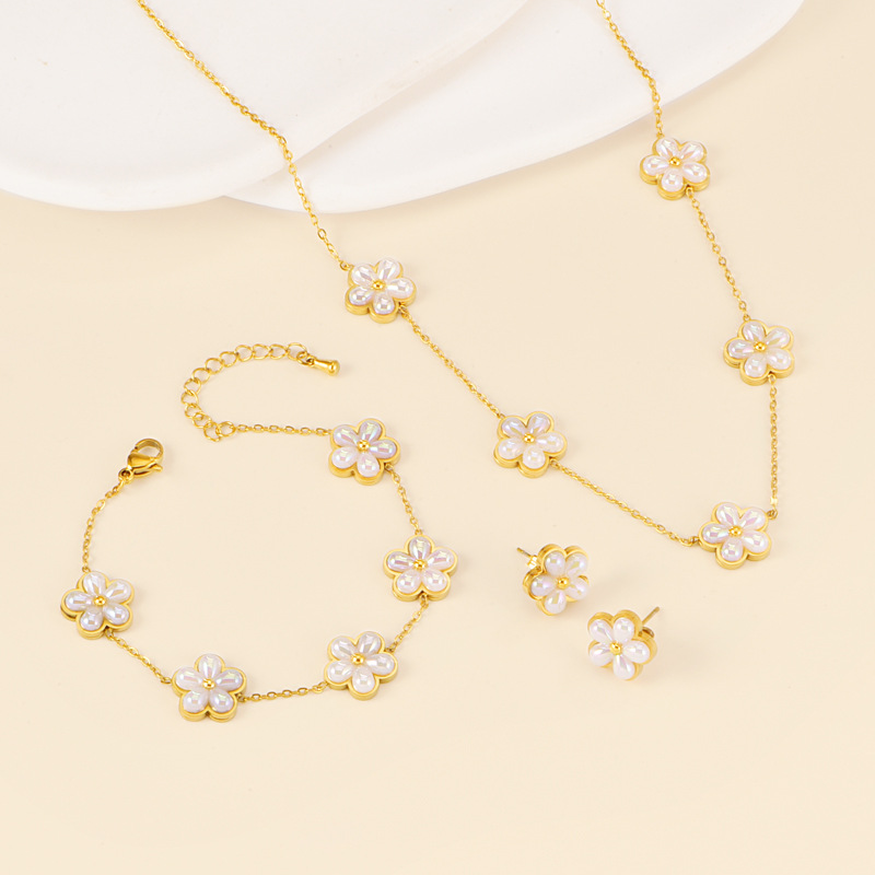 Stainless Steel Pearl Five-Petal Choker, picture 5 of 5