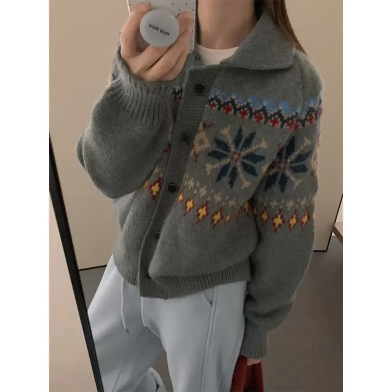 Autumn And Winter Loose Idle Style Knitted Coat - Gray