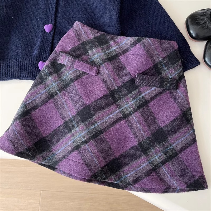Autumn New Fashion Button Sweater Tartan Skirt Two-piece Suit