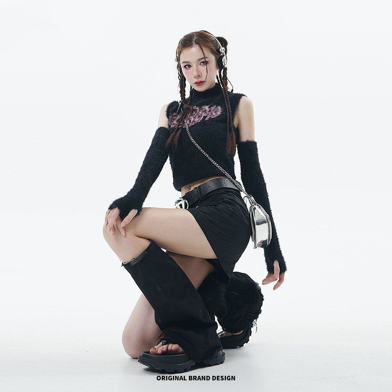 Women's Half Turtleneck Slim-fit Contrast Colors Split Half Sleeve Plush Cardigan