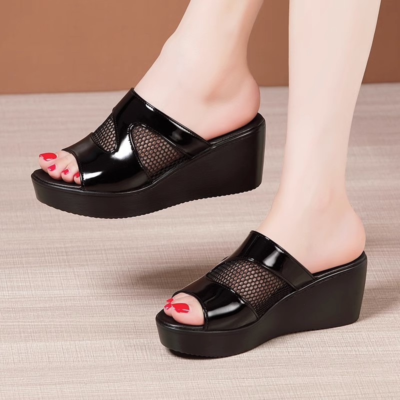 Summer New Thick-soled Waterproof Slippers