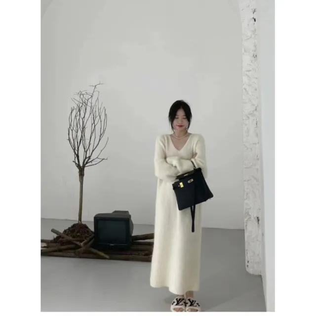 Autumn And Winter New Korean Style Knitted Long V neck Base Woolen Skirt White - Shop at LoveMi