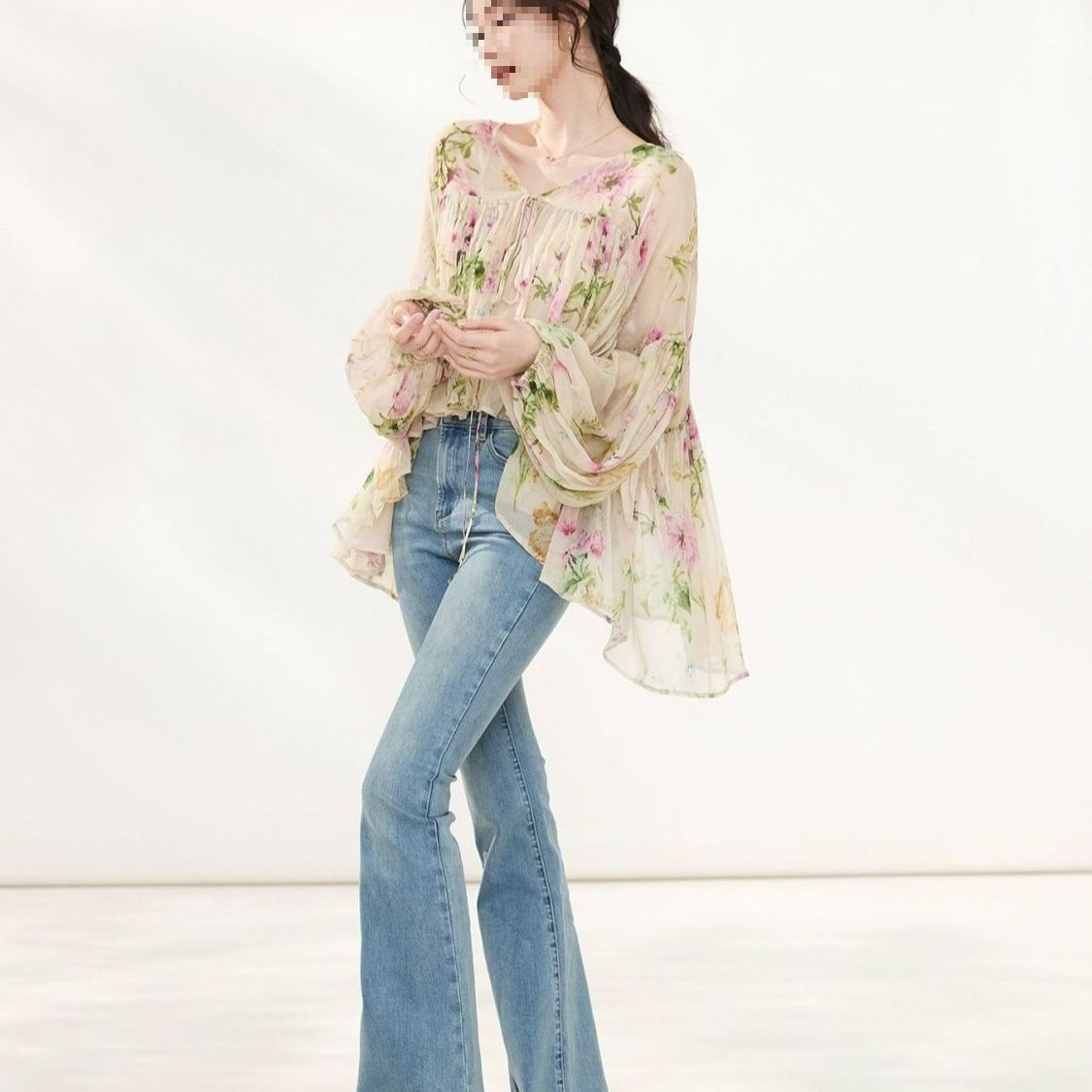 Lightweight Luxe French-Style Printed Sun-Protective Shirt - Image 3