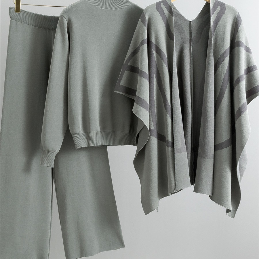 Casual Suit Women's Idle Style Knitwear Three-piece Set - Image 2