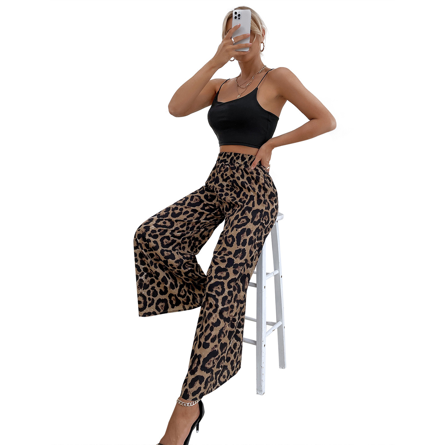 Women's Leopard Print Casual Elastic Waist Loose-fitting Wide-leg Trousers