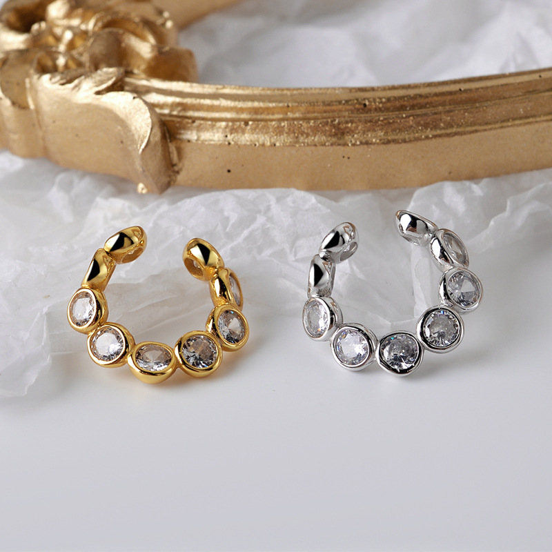 Women's Sterling Silver Round Diamond Ear Clip