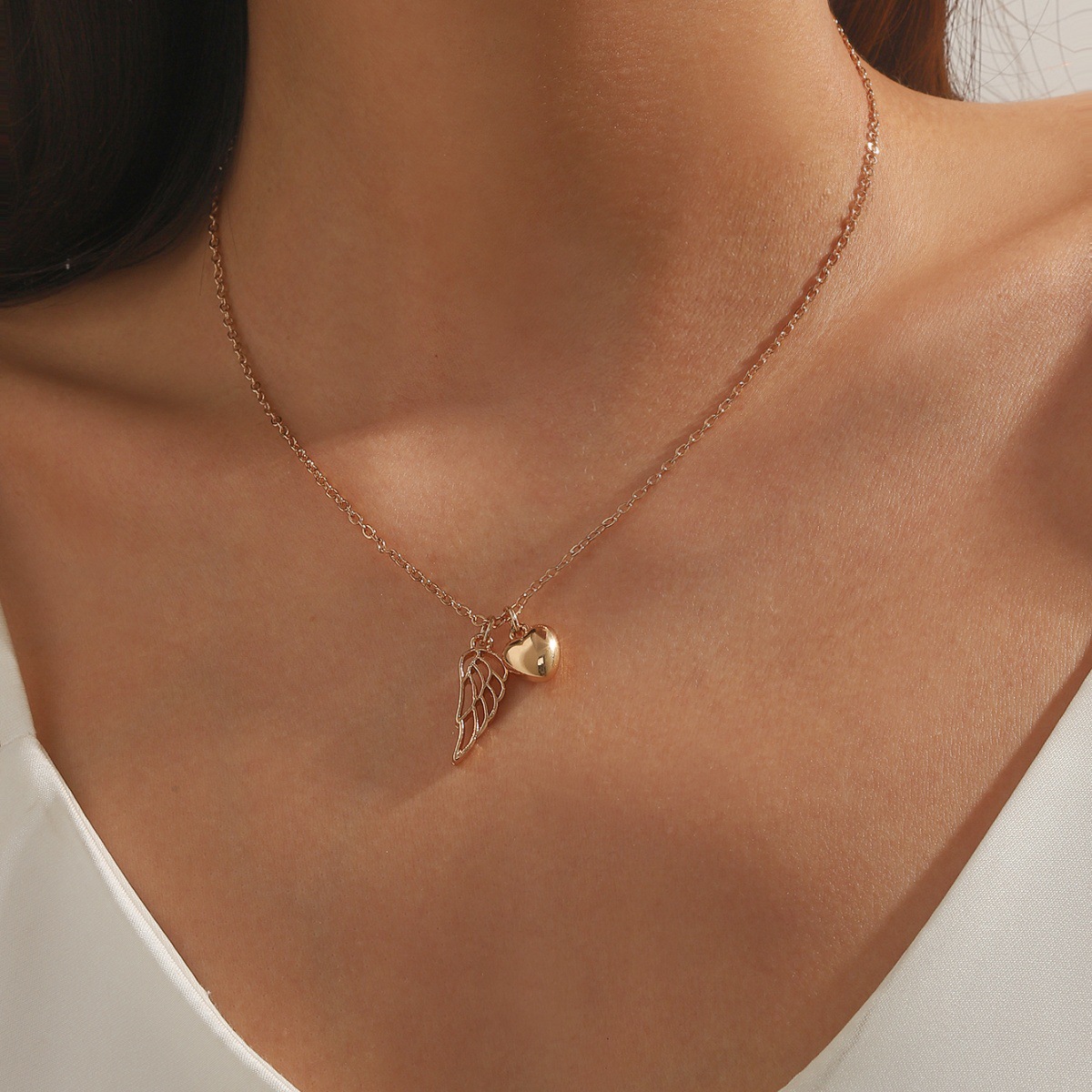 https://cf.cjdropshipping.com/quick/product/fc78ea43-d2e2-42e0-ba1b-af43c5388c64.jpg
