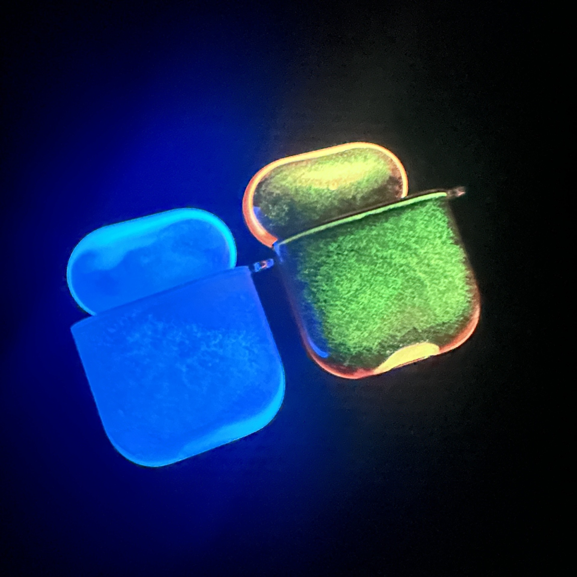 Luminous Quicksand Earphone Sleeves Shell