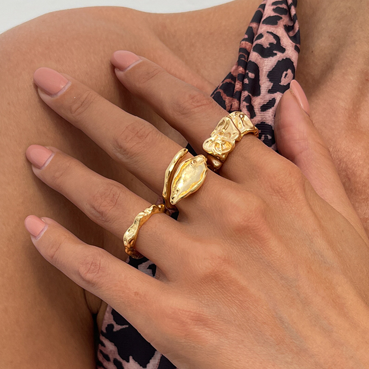 Ocean Wind Ring Irregular Liquid-Like Lines Metal Open-End Ring