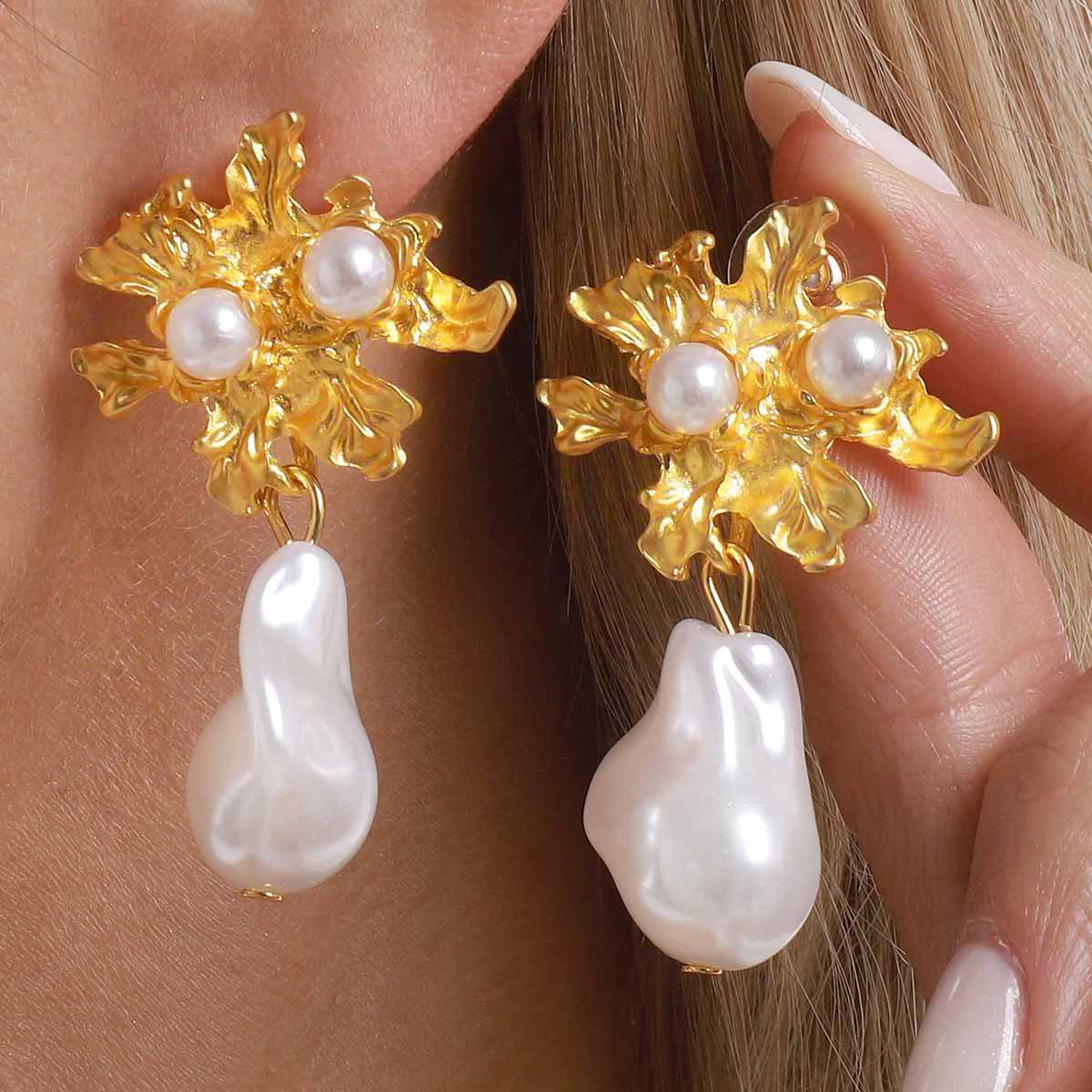 Geometric Irregular Pearl Pendant Earrings