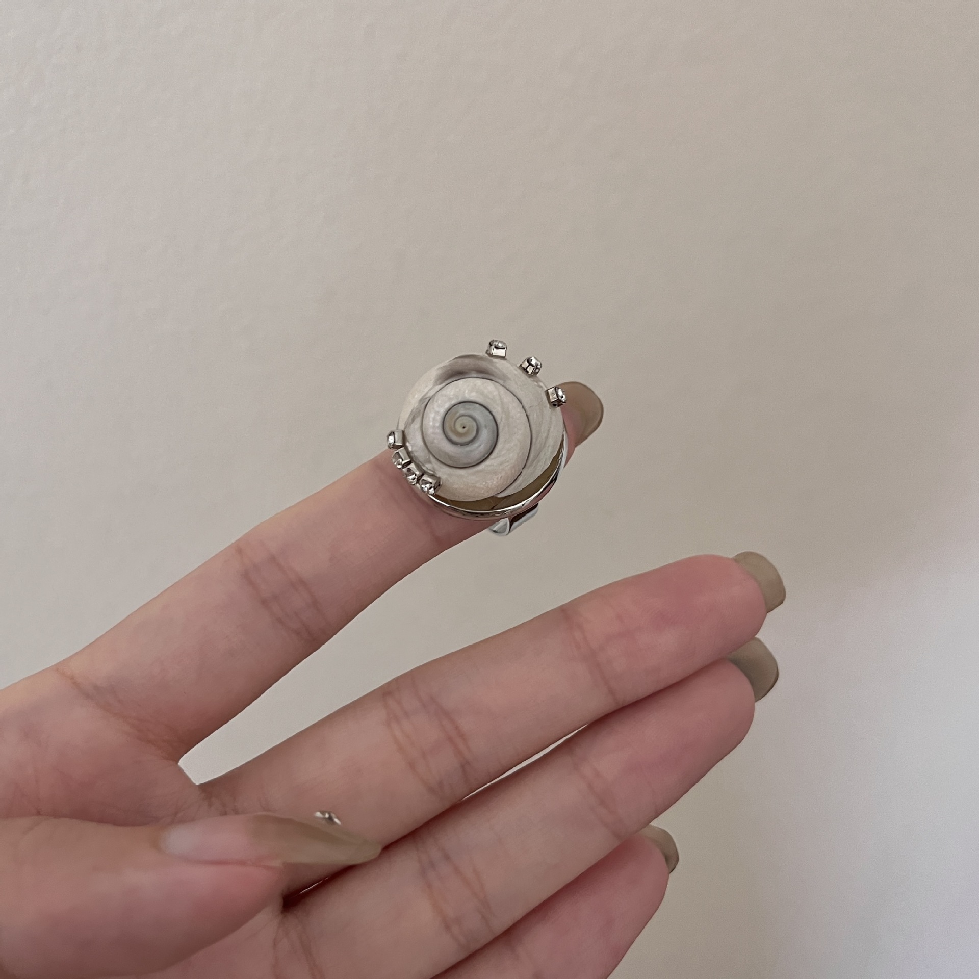 https://cf.cjdropshipping.com/quick/product/fd5ec67f-9093-4daa-bcbf-17839fbd089f.jpg
