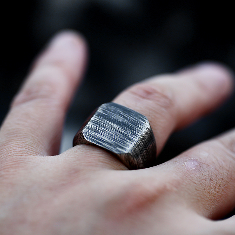 Retro Stainless Steel Electroplated Brushed Simple Ring
