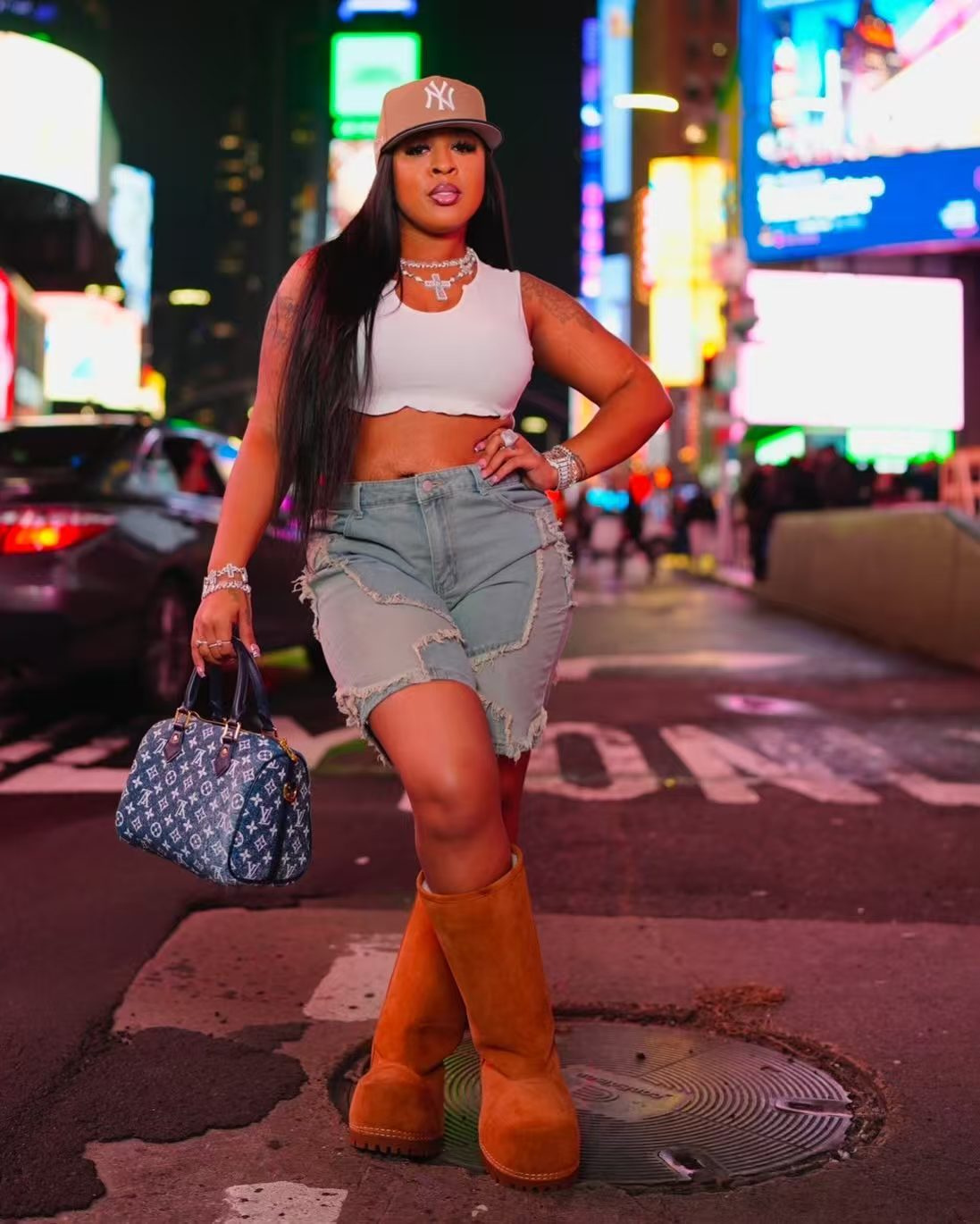 Buy Women's Clothing Online | Buy Trending Dresses for Women