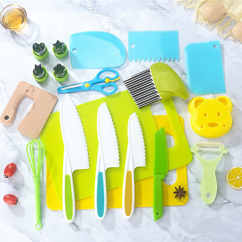 Childrens-Plastic-Birthday-Cake-Stand-Knife-Toy-Suit