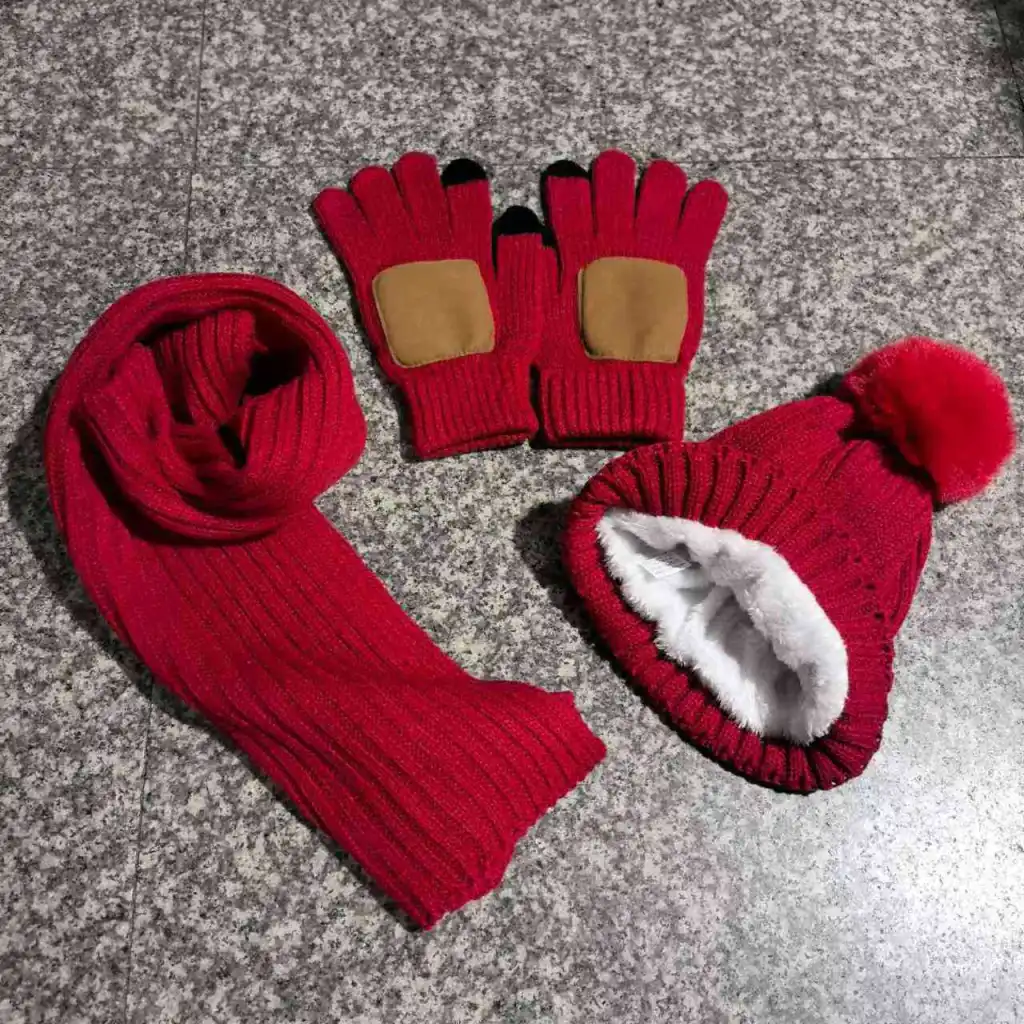 Knitted Hat Scarf Touch Screen Gloves - Red Palm With Leather