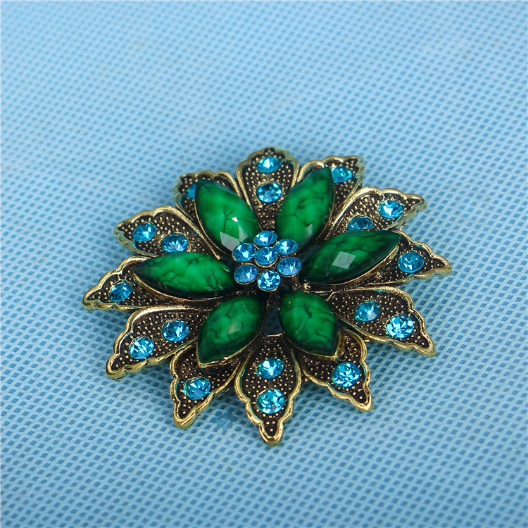 Title 5, High-end Diamond Brooch Vintage Corsage Fashion