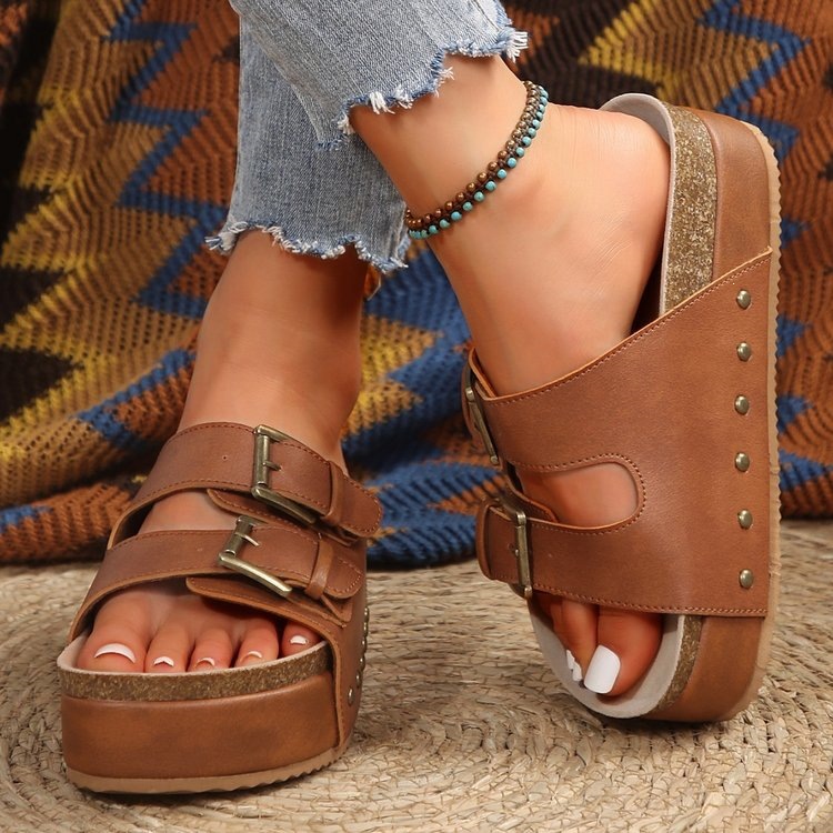 Platform Leather Thong Sandals For Outdoor Wear Womens