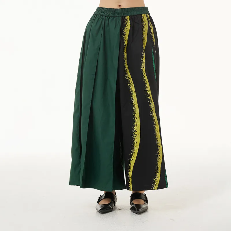 Plus Size Women's Colour Striped Printed Pants - Green