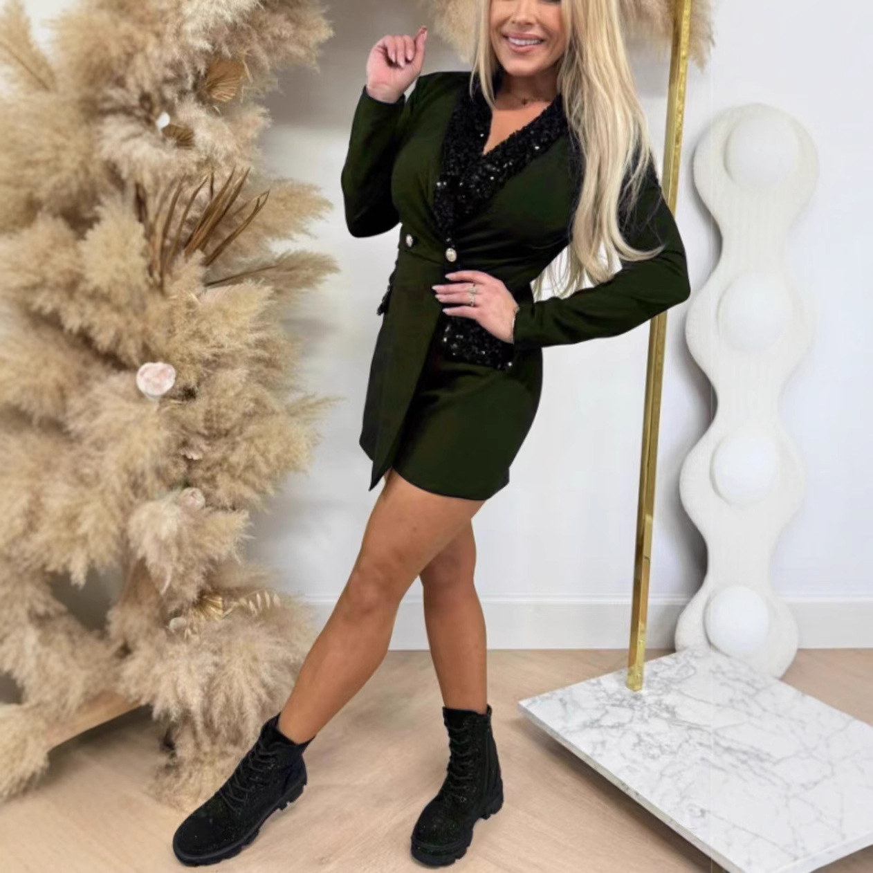 High-end Style Women's Spliced Sequin Jumpsuit Skirt - Image 1