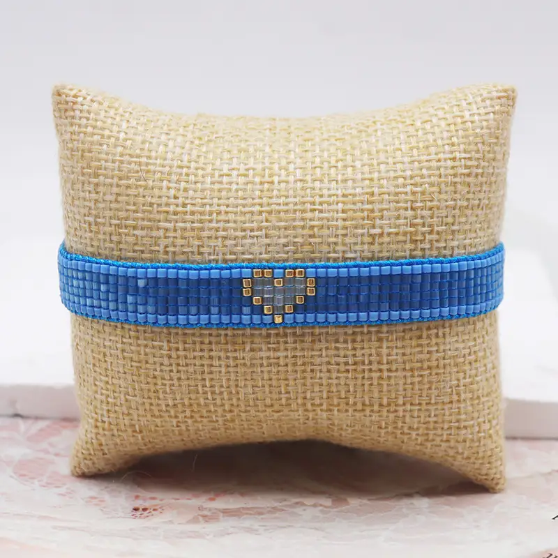 Simple Heart Bracelet Hand-woven