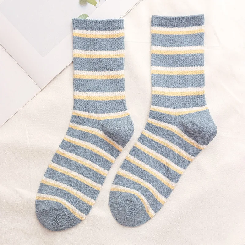 Title 12, Ladies autumn and winter retro socks