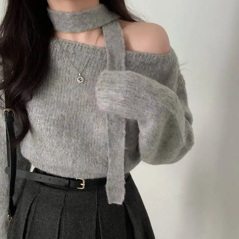 Women's Off-shoulder Long-sleeved Sweater Temperament Wild