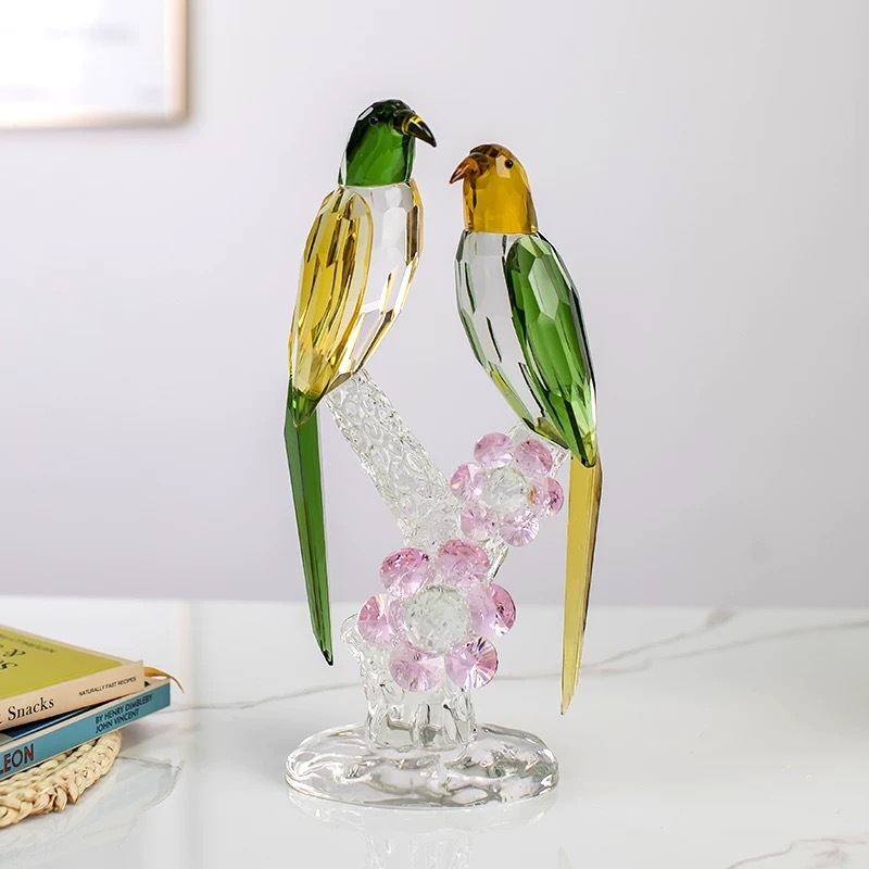 High-end Crystal Magpie Ornament In Color
