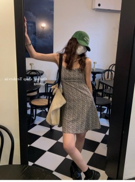 Retro French-style Floral-print Slip Dress