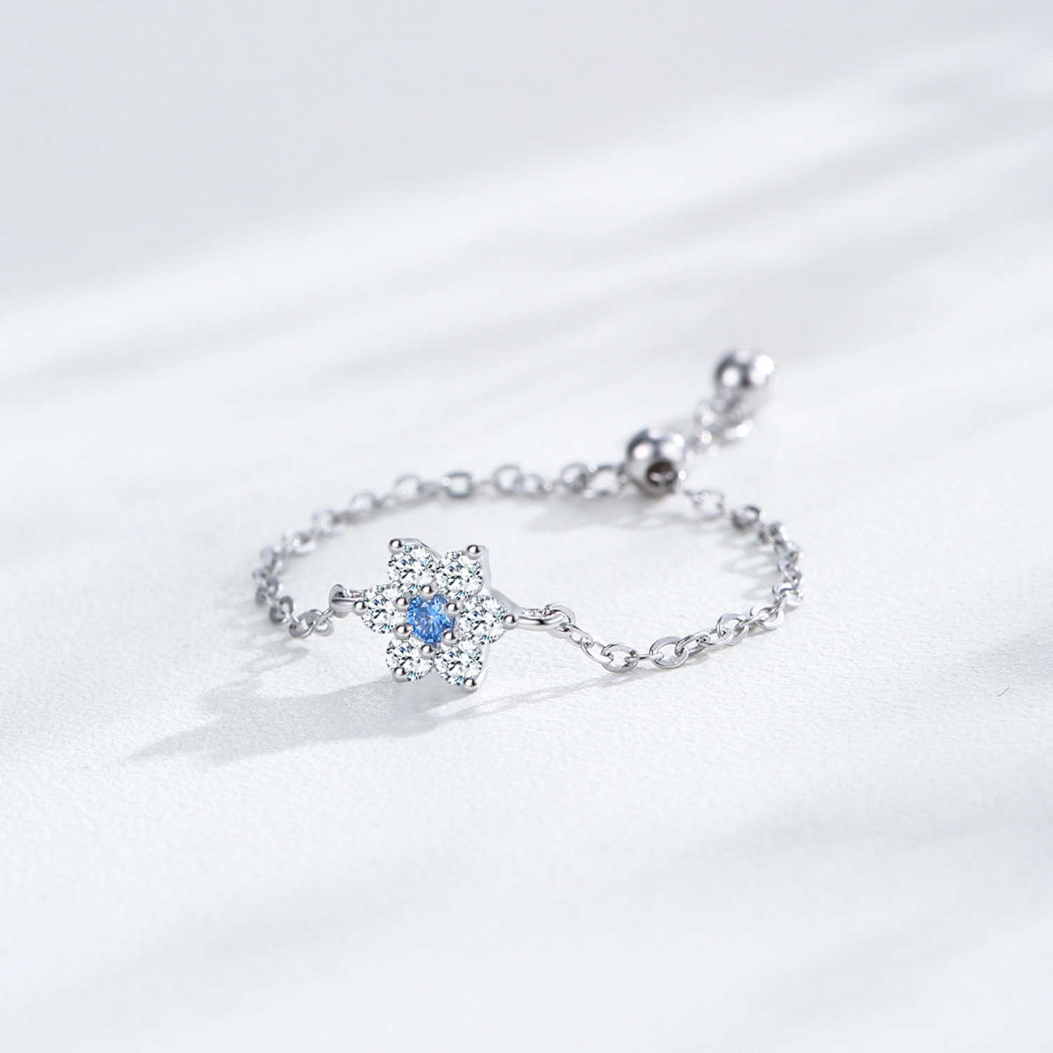 https://cf.cjdropshipping.com/quick/product/fec02e68-83a3-41a0-ba5a-44b88897fc9a.jpg