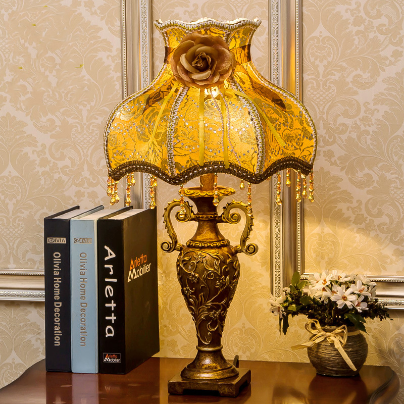 European Retro Table Lamp Bedroom Wedding American Fabric