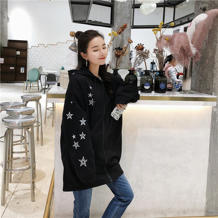 Title 3, Mid-Length Star Embroidered Small Sweater Coat