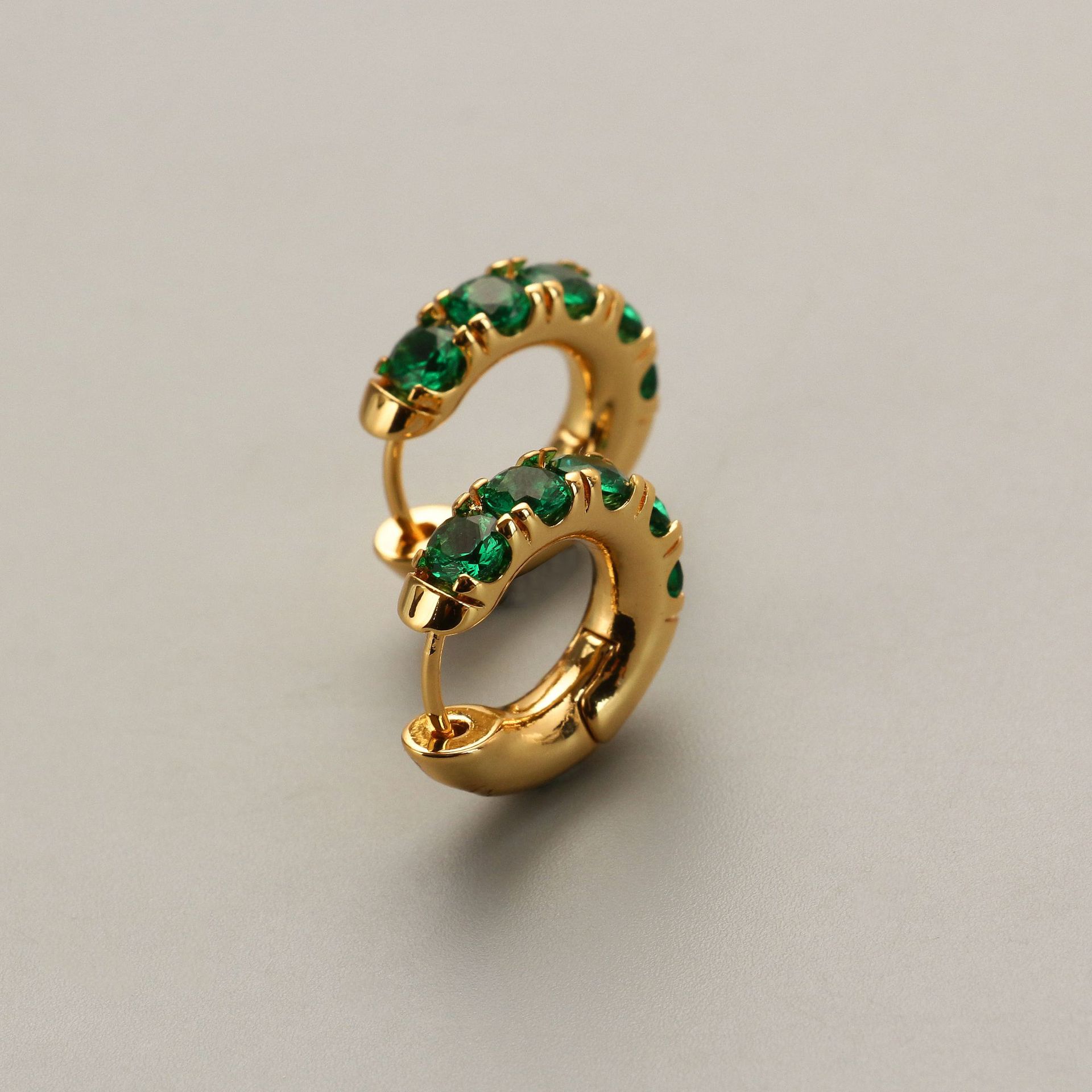 Fashion Retro Emerald Inlaid Plating 18K Gold Earrings