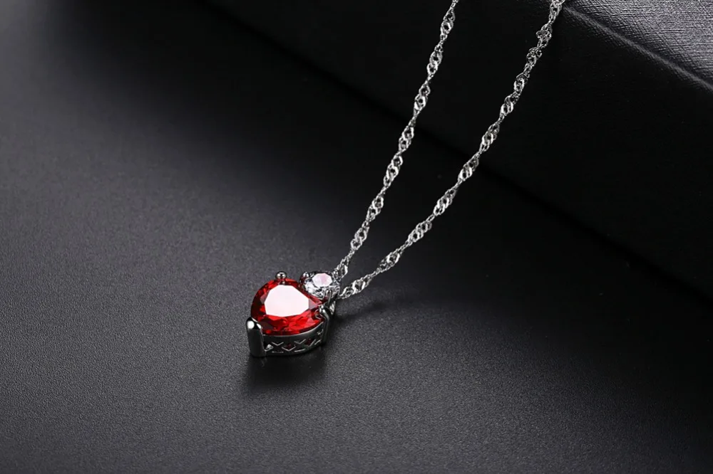 Title 6, Heart-shaped pendant fashion zircon necklace