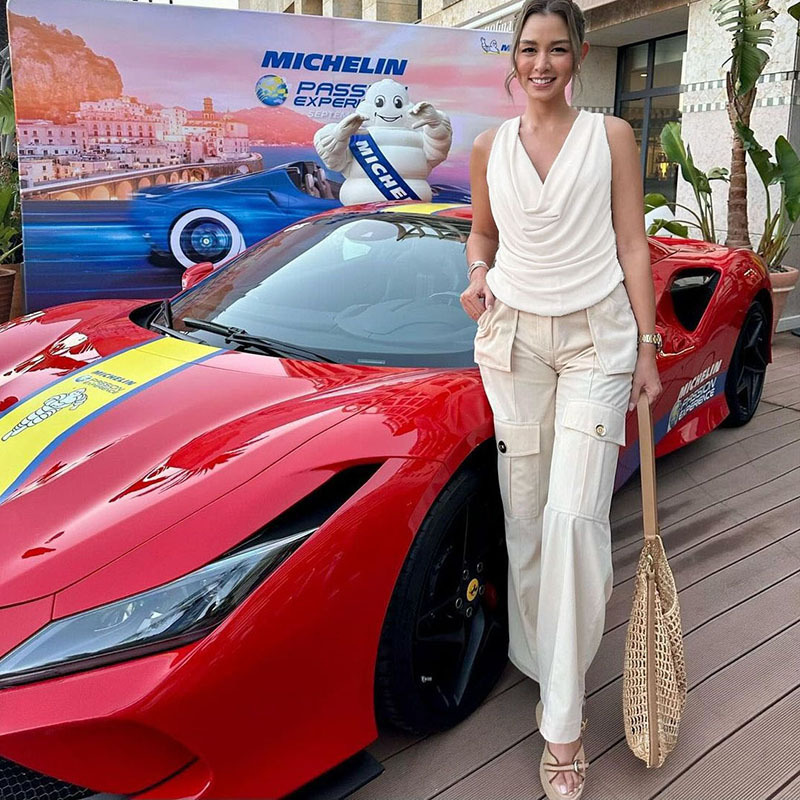 Trendy Swing Collar Sleeveless Backless Top For Women