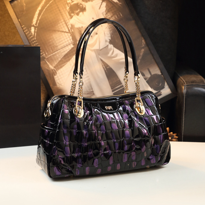 Sac bandoulière femme en PU — Format 35 cm street 4
