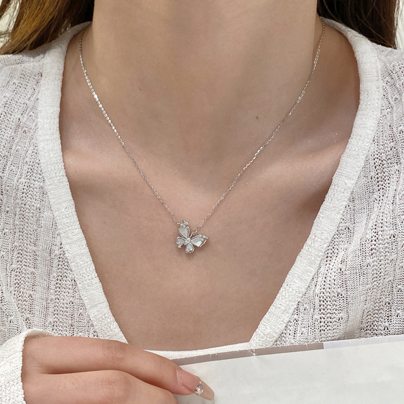 Zircon Butterfly Necklace Simple All-match Necklace Fashion Temperament Clavicle Chain