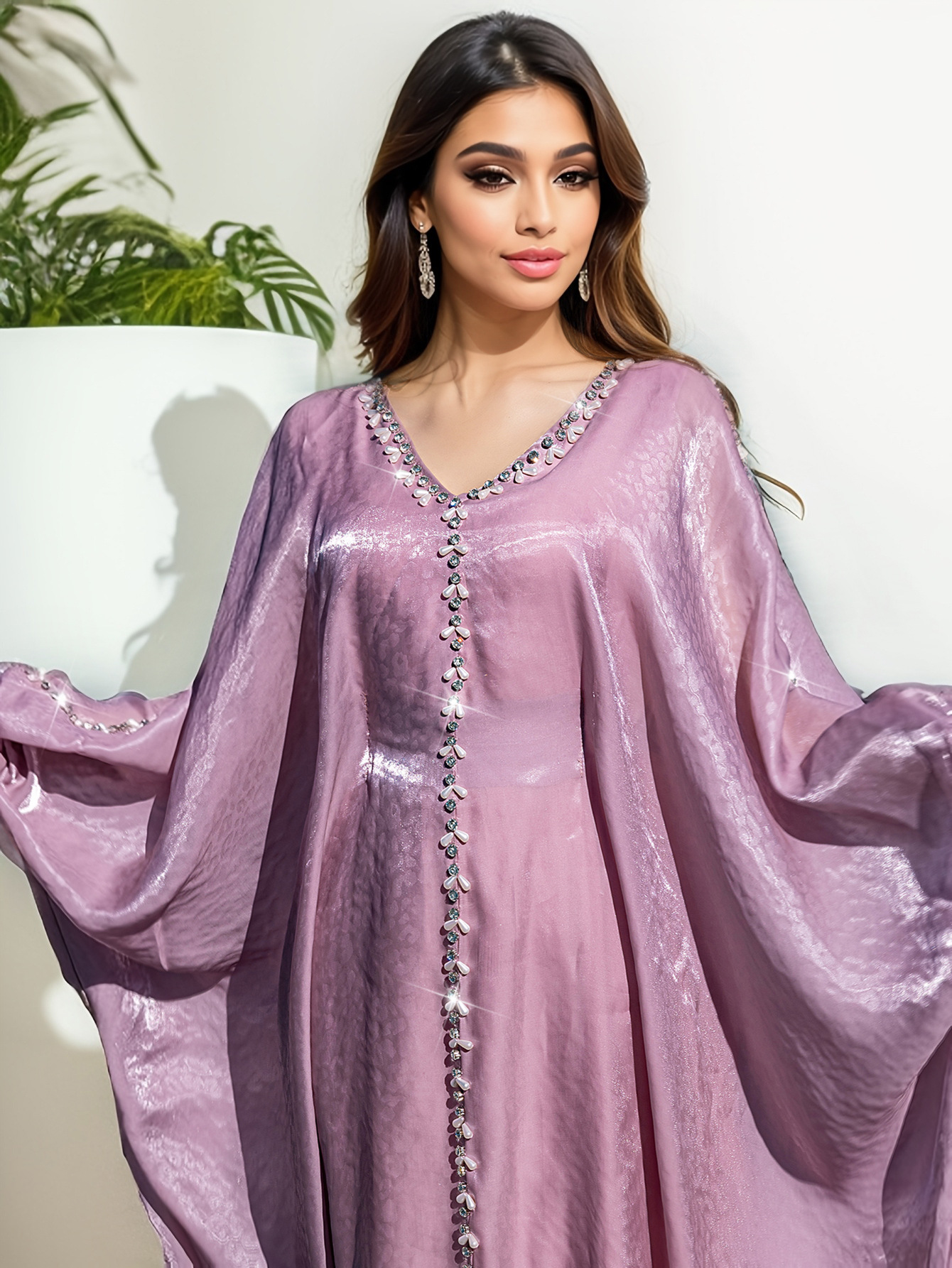 Arabic traditional dress with batwing sleeves - full length view