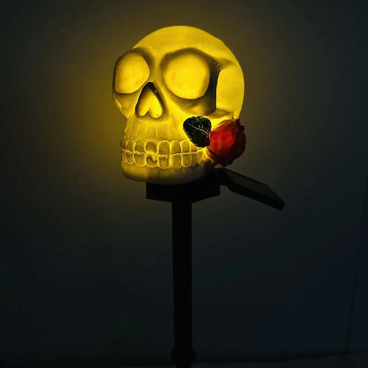 Resin Ground-insert Lantern For Skull-themed Halloween Decorations
