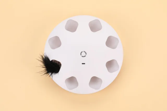Cat Teaser Toy Relieving Stuffy Artifact UFO Cat Teaser Toy Rotating Feather White - Shop at LoveMi